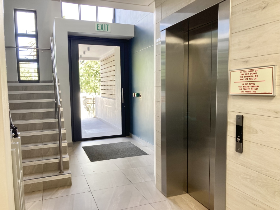 To Let 2 Bedroom Property for Rent in Rondebosch Western Cape